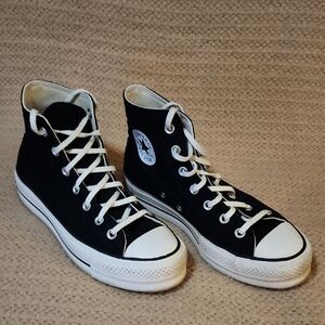 Black Convere Lift Hi High-Top Platform Sneakers